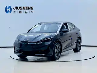 Volkswagen Unique 06 2025