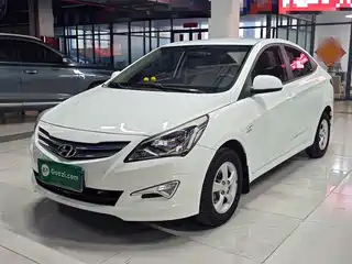 Hyundai Verna 2016