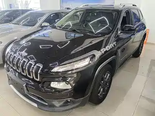Jeep Cherokee 2021