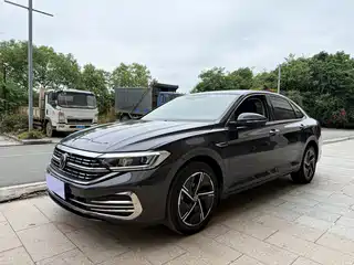 Volkswagen Sagitar 2022