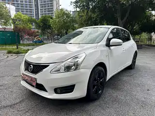 Nissan Tiida 2013