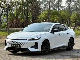 Changan UNI-V 2024