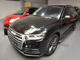 Audi Q5L 2021