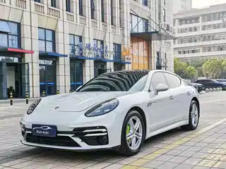 Porsche Panamera 2013