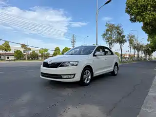 Škoda Rapid 2015