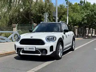 MINI COUNTRYMAN 2024