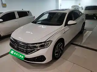 Volkswagen Sagitar 2022