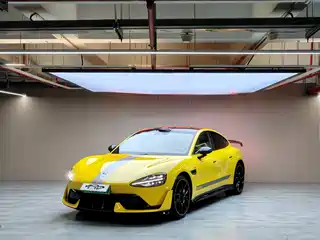 Xiaomi Auto SU7 Ultra 2025