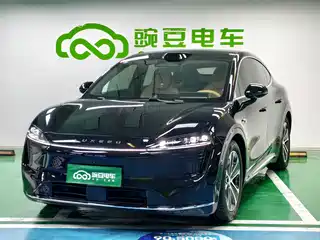 Zhijie Luxeed R7 2024