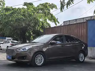 Ford Escort 2014