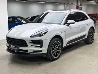 Porsche Macan 2021