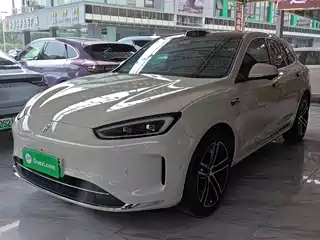 AITO Wenjie M5 2025