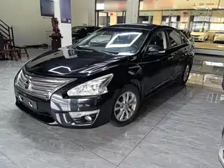 Nissan Teana 2015