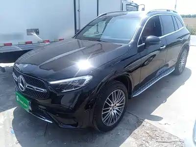 Mercedes-Benz GLC 2025