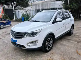 Baojun 560 2015