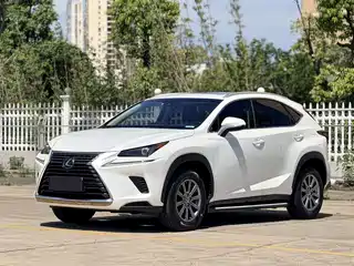 Lexus NX 2018