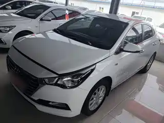 Hyundai Verna 2017