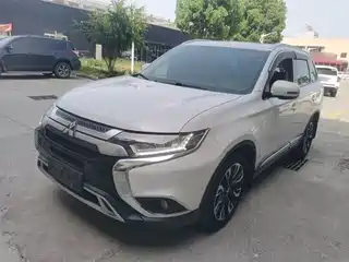 Mitsubishi Outlander 2019