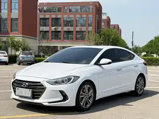 Hyundai Elantra 2017