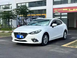 Mazda Mazda3 Axela 2015