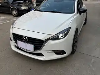 Mazda Mazda3 Axela 2018
