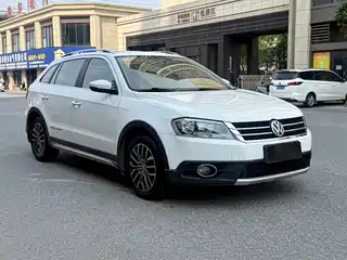 Volkswagen Gran Lavida 2013