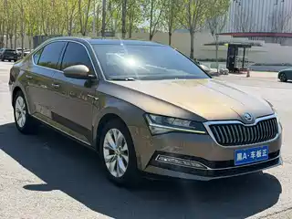 Škoda Superb 2019