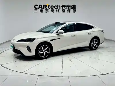 BYD Seal 07 DM-i 2025