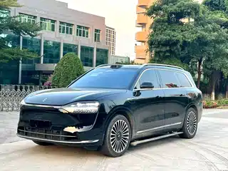 AITO Wenjie M9 2023