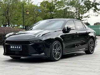 Lynk & Co 03 2022