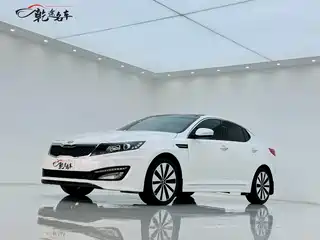 Kia K5 2011