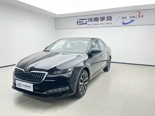 Škoda Superb 2023