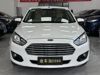Ford Escort 2014