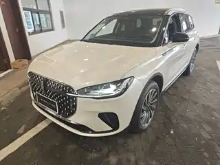 Lincoln Adventurer 2024