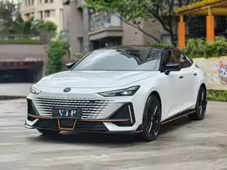 Changan UNI-V 2024