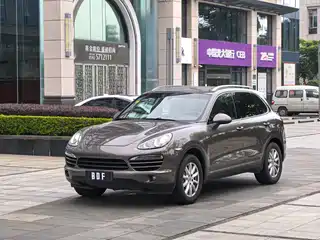 Porsche Cayenne 2012