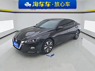 Nissan Teana 2022