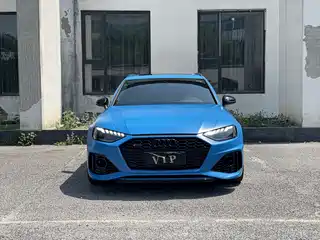 Audi RS 4 2021