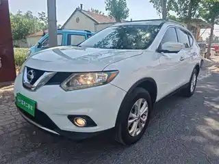 Nissan X-Trail 2015