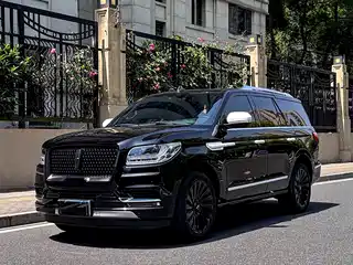 Lincoln Navigator 2020