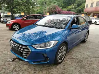 Hyundai Elantra 2019