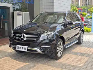 Mercedes-Benz GLE 2016