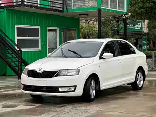 Škoda Rapid 2013