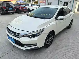 Venucia D60 2017