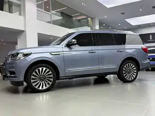 Lincoln Navigator 2019