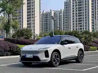 NIO ES6 2025