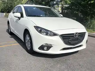 Mazda Mazda3 Axela 2015