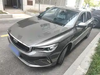 Geely Emgrand 2023