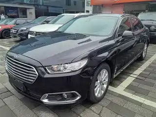 Ford Taurus 2016