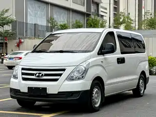 Hyundai H-1 Grand Starex 2010